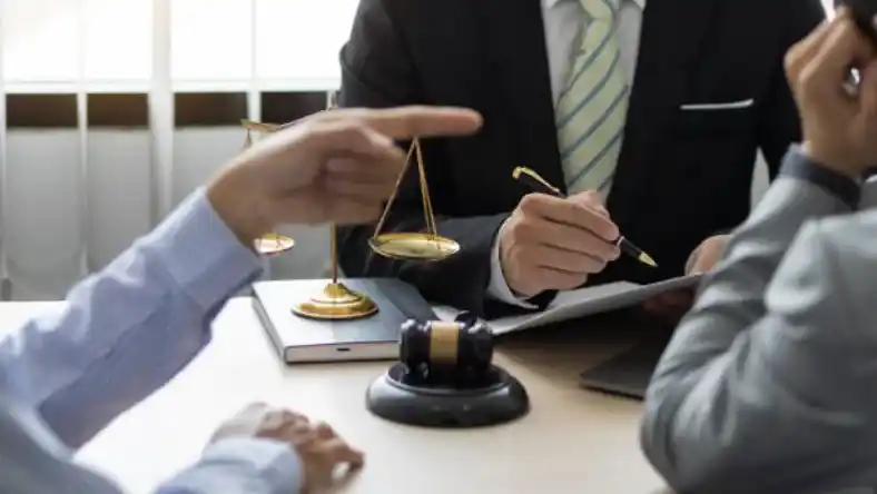 نمونه قرارداد کارگزاری فروش ملک word