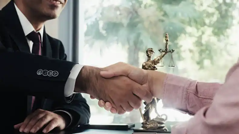 نمونه قرارداد کارگزاری اخذ سند مالکیت