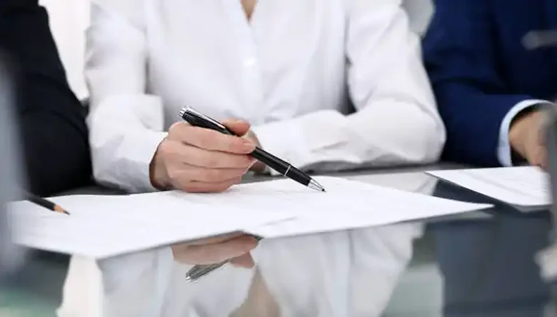 نمونه قرارداد منشی مطب